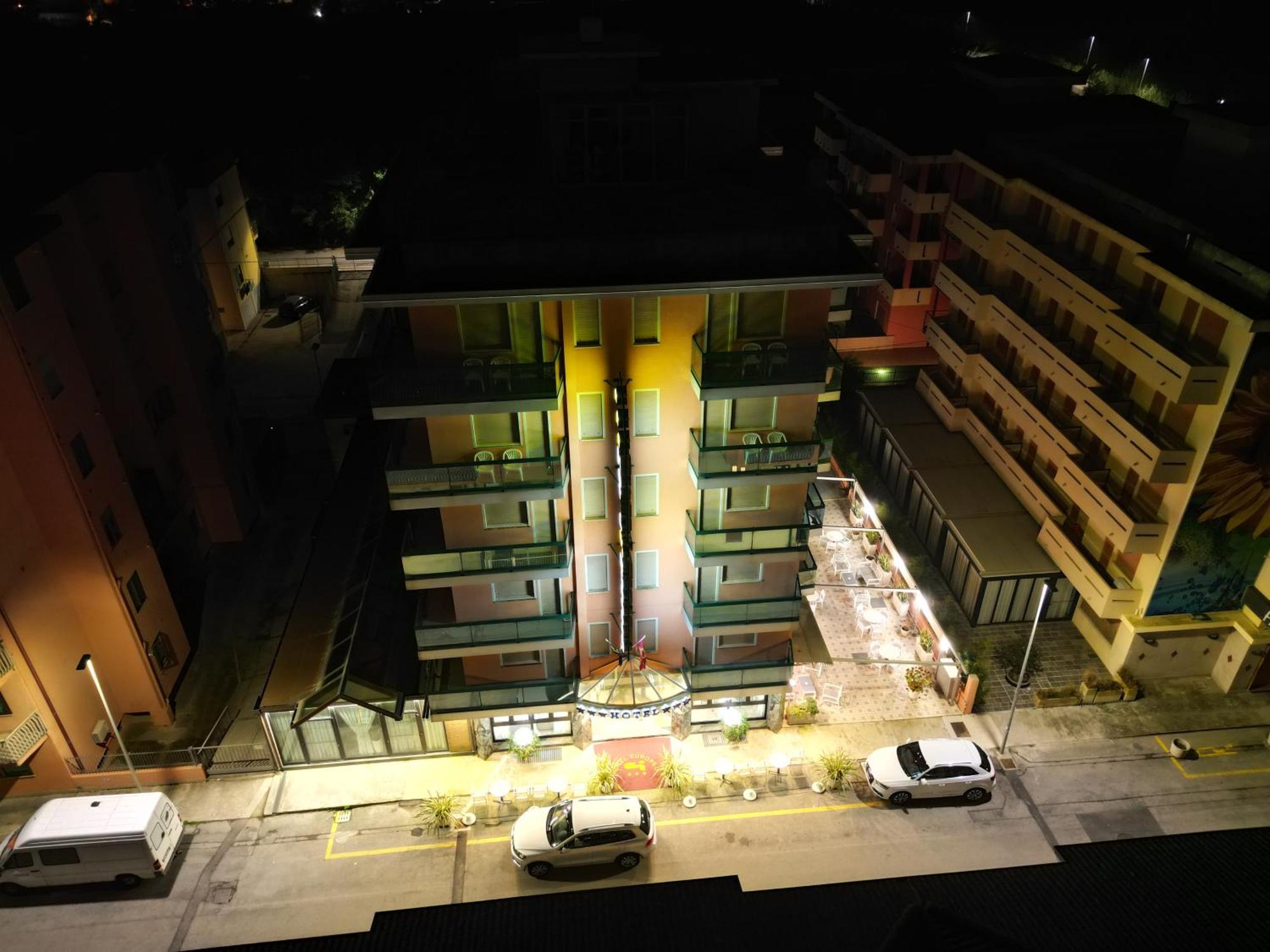 Hotel Europeo Сотомарина Екстериор снимка