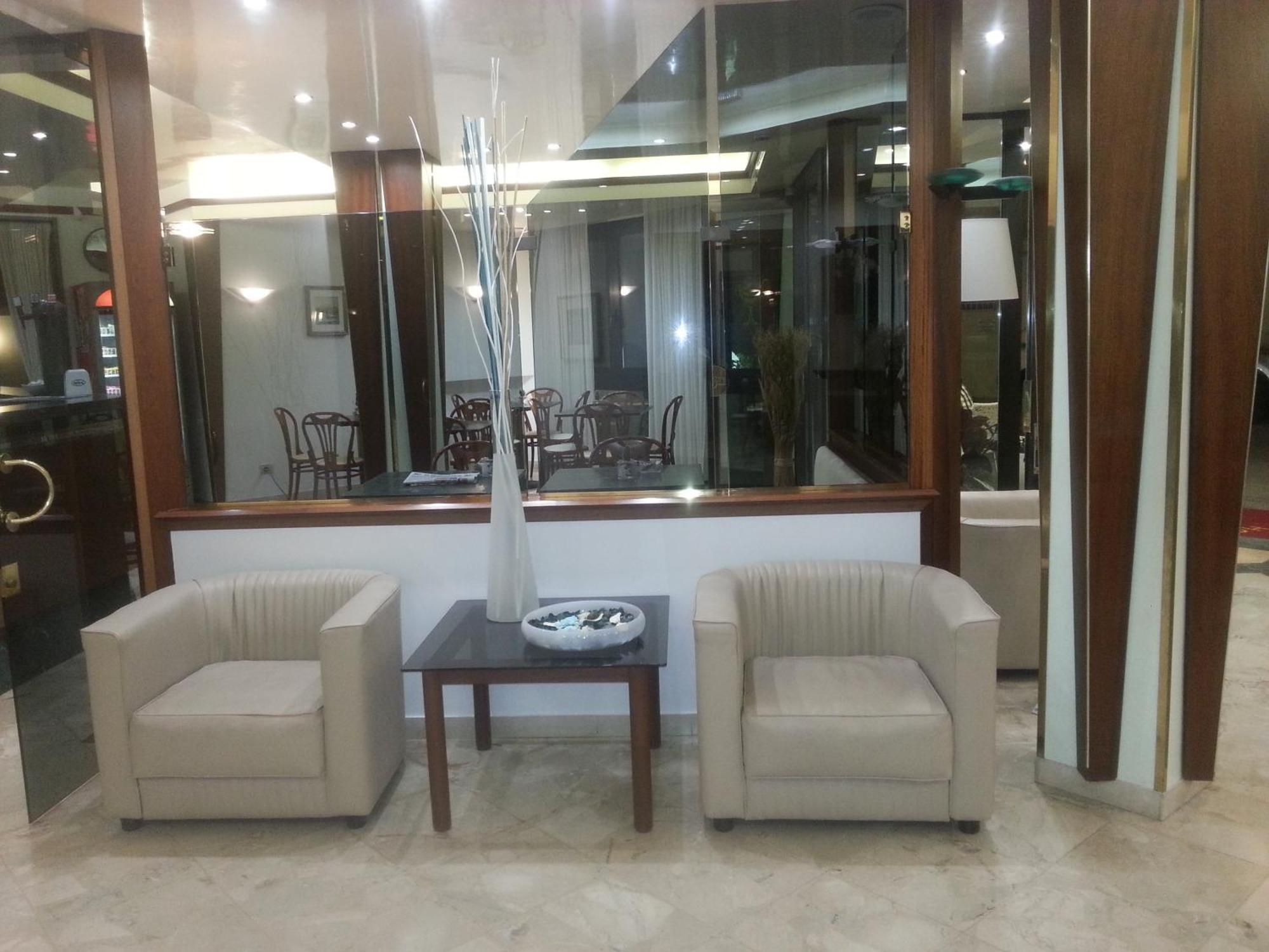 Hotel Europeo Сотомарина Екстериор снимка
